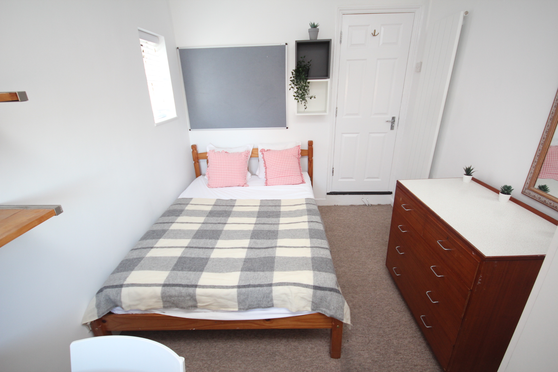 12 Harold Bedroom 3