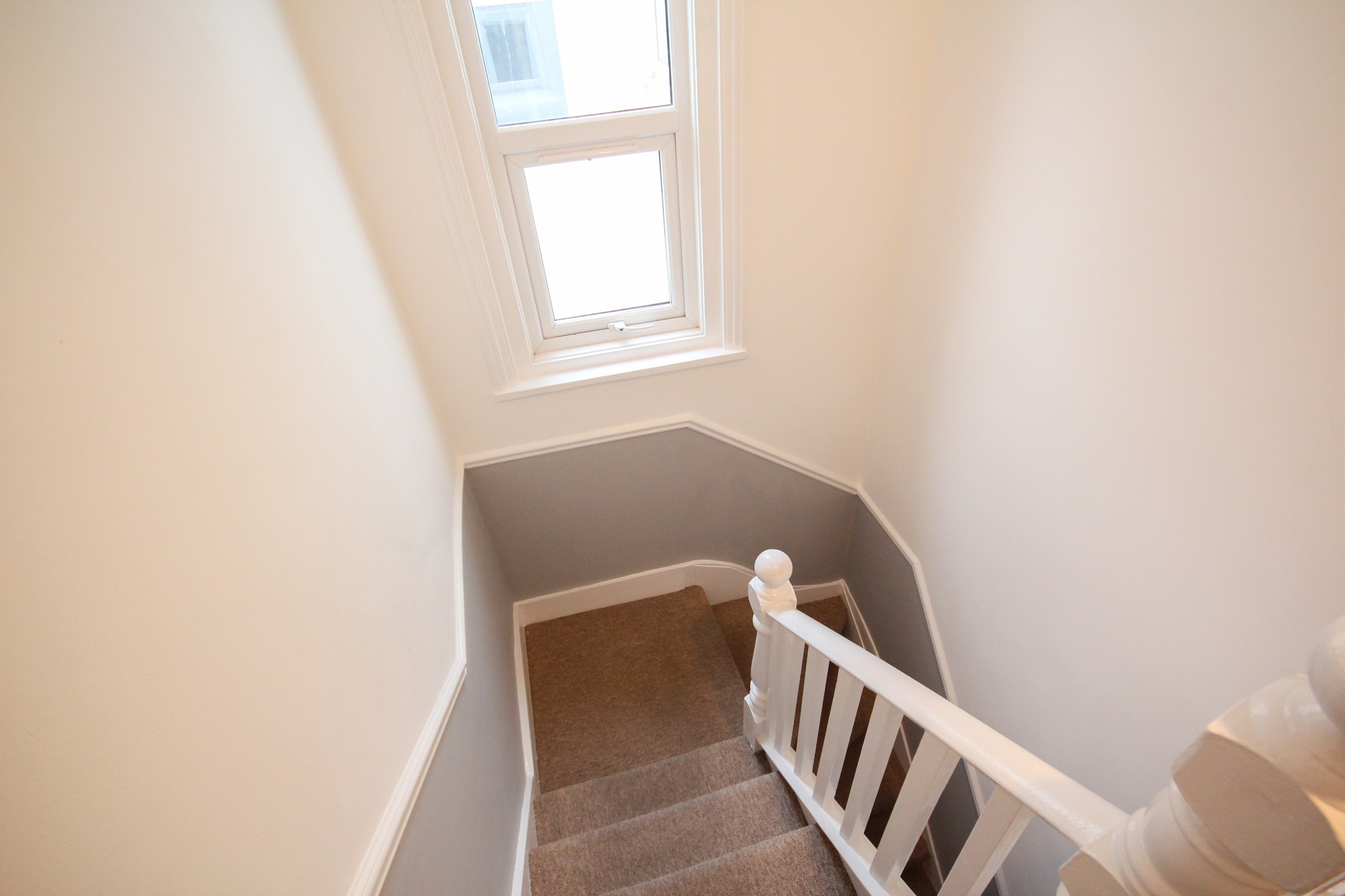 128J Hall3
