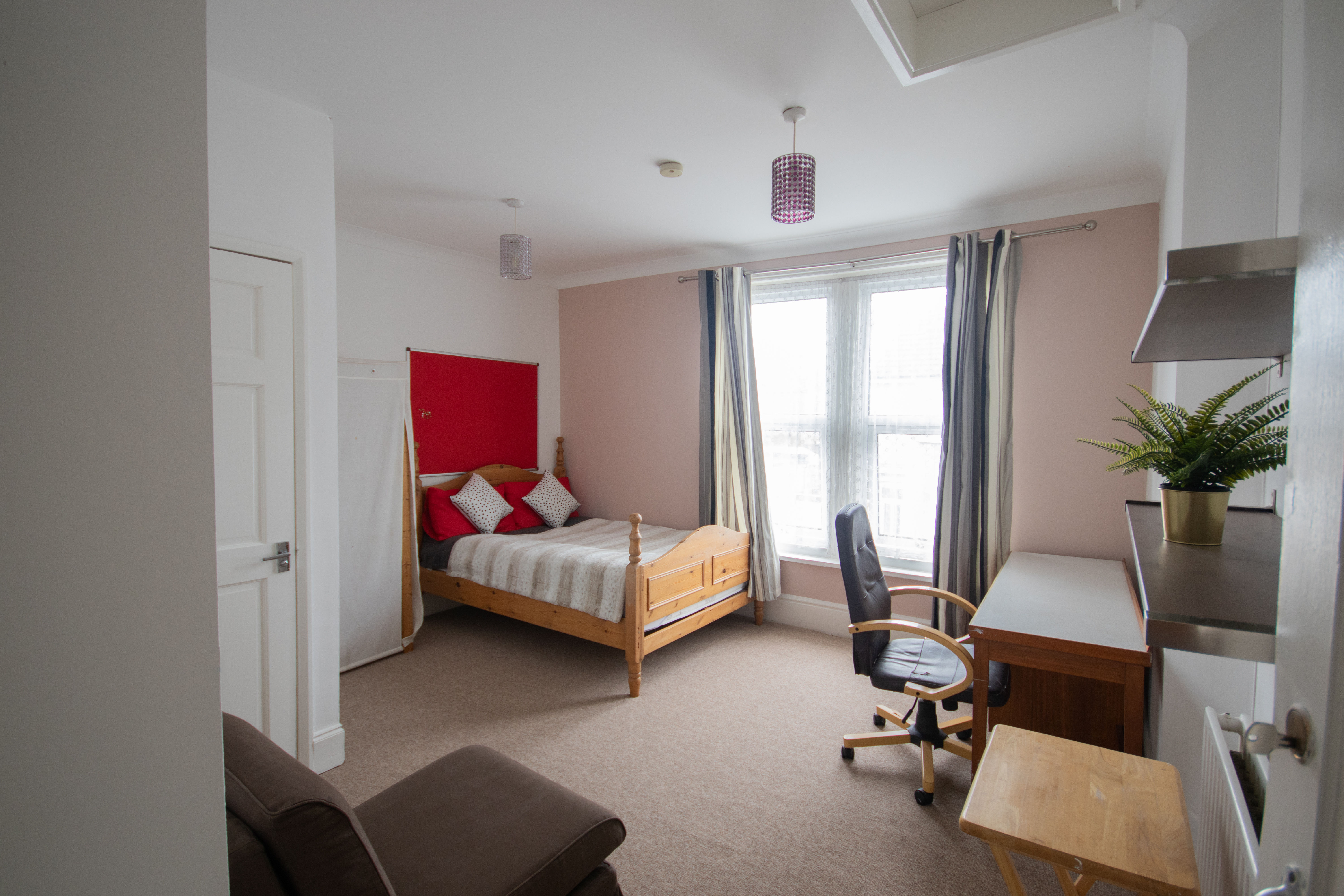 147J Bed 1