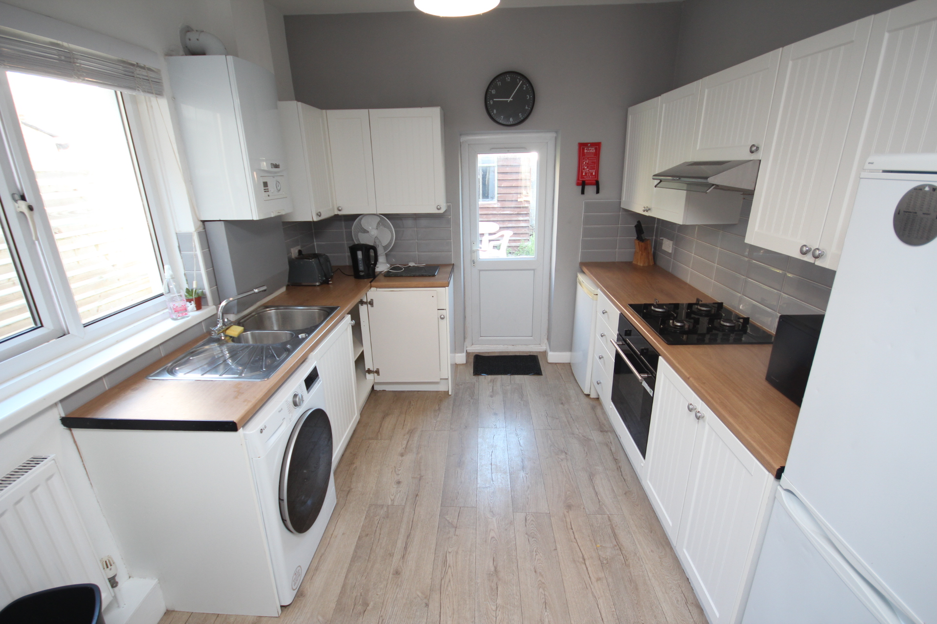 21 Francis Kitchen