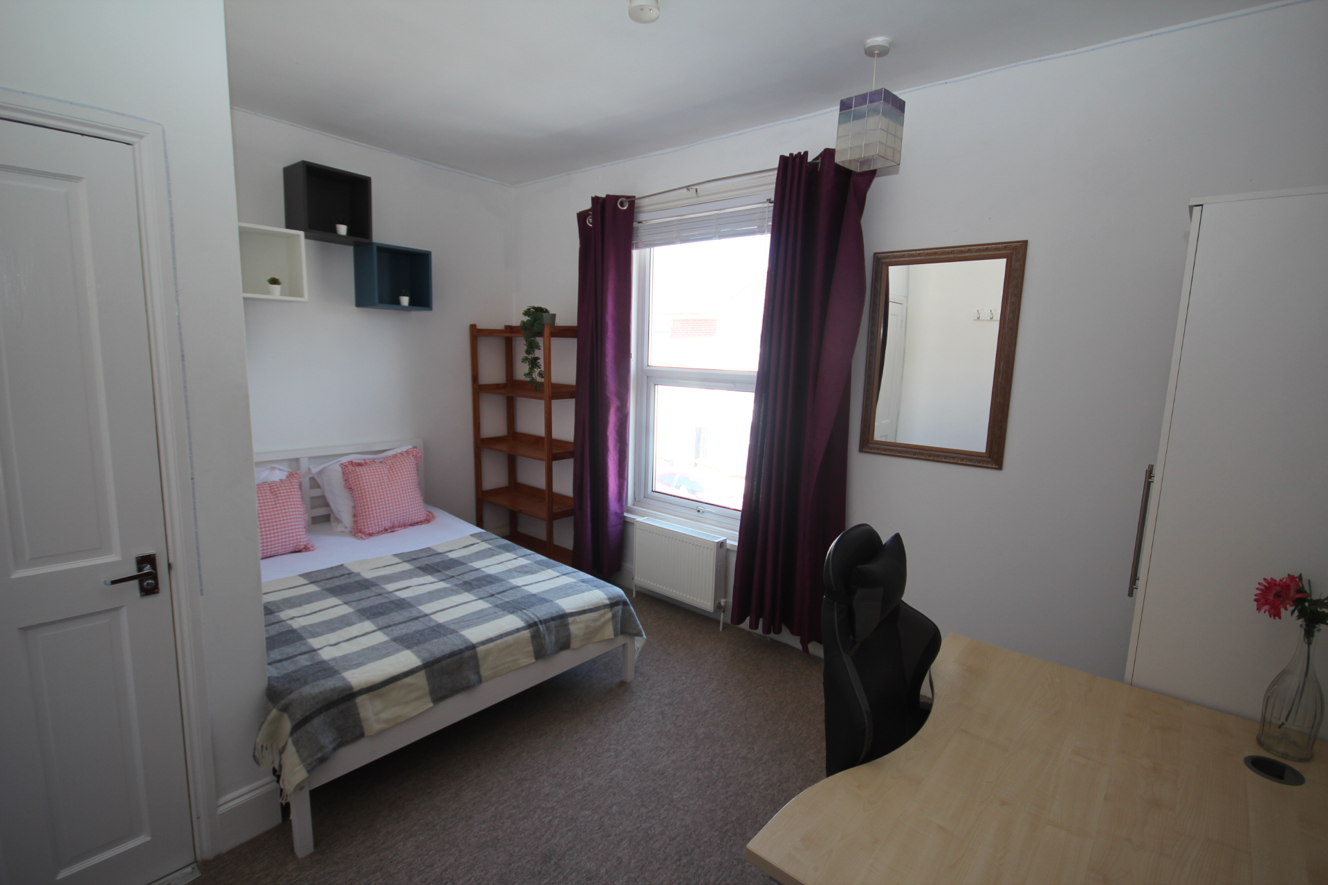 45W - bedroom1