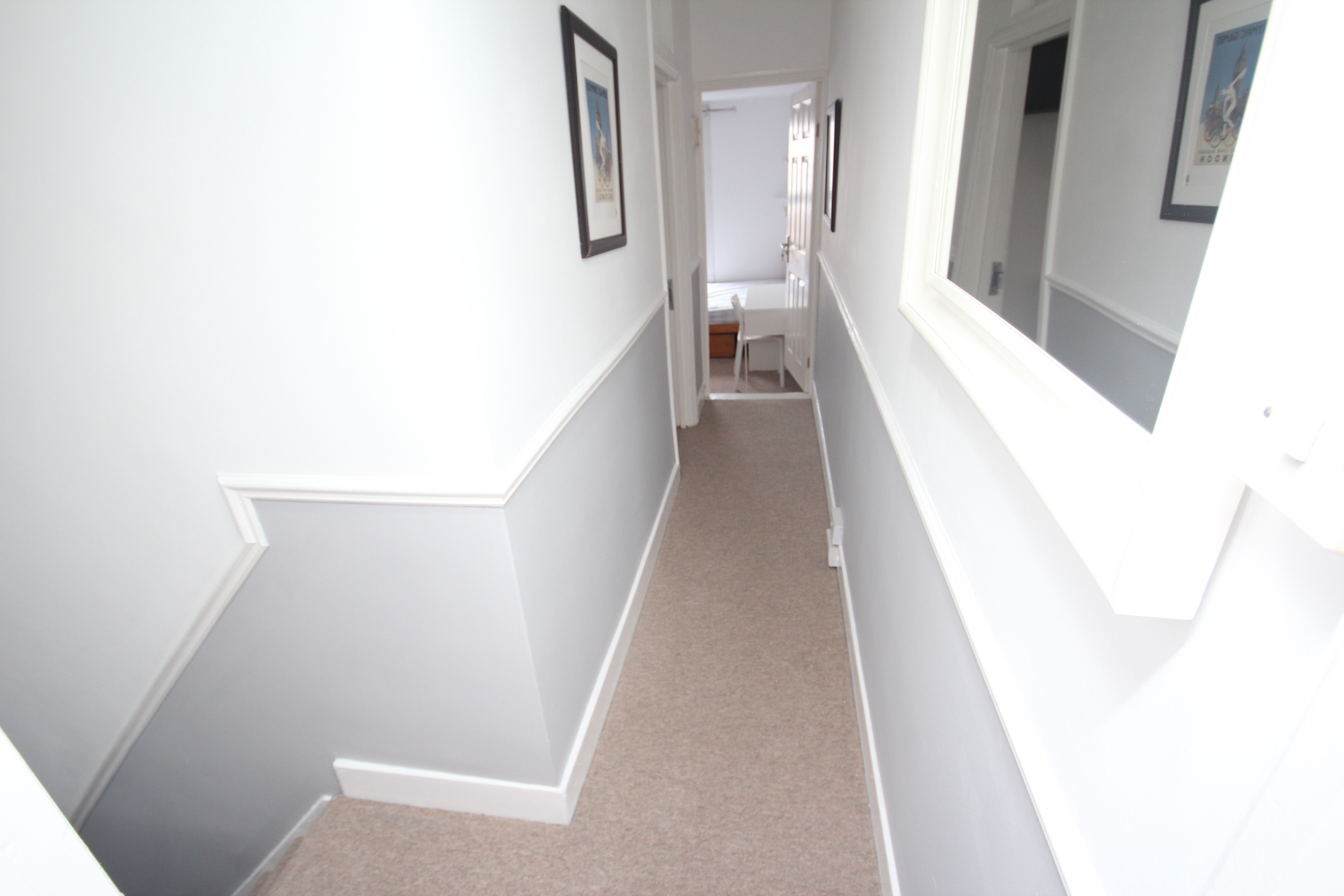 86L Hall