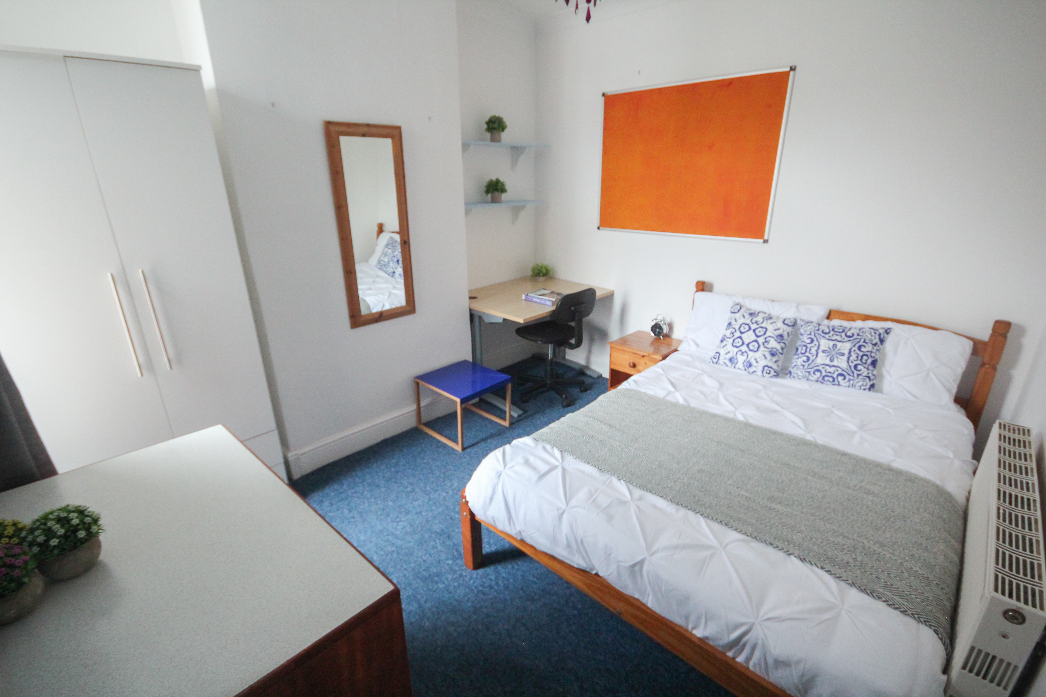 bedroom 2 33percy rd