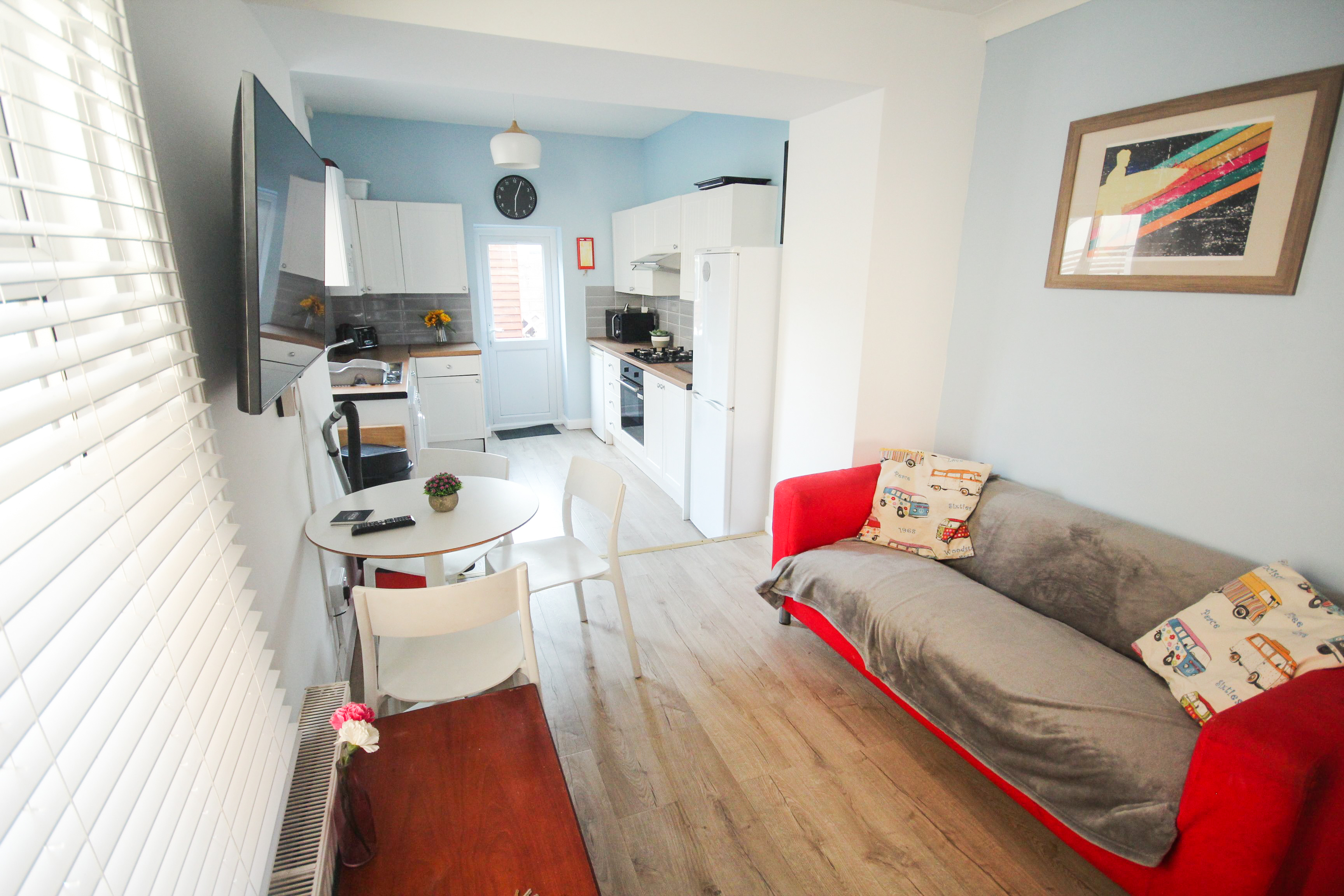 living and kitchen 21 av