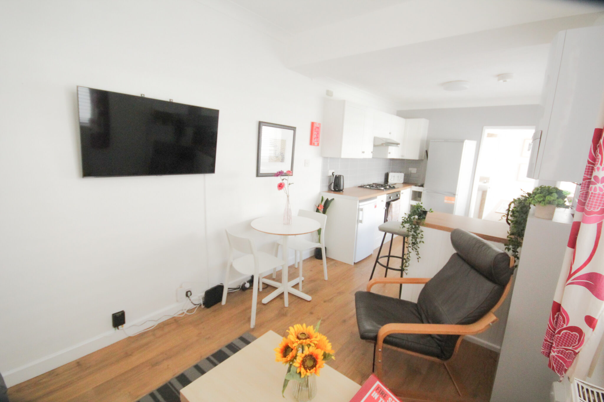living area 58jessierd
